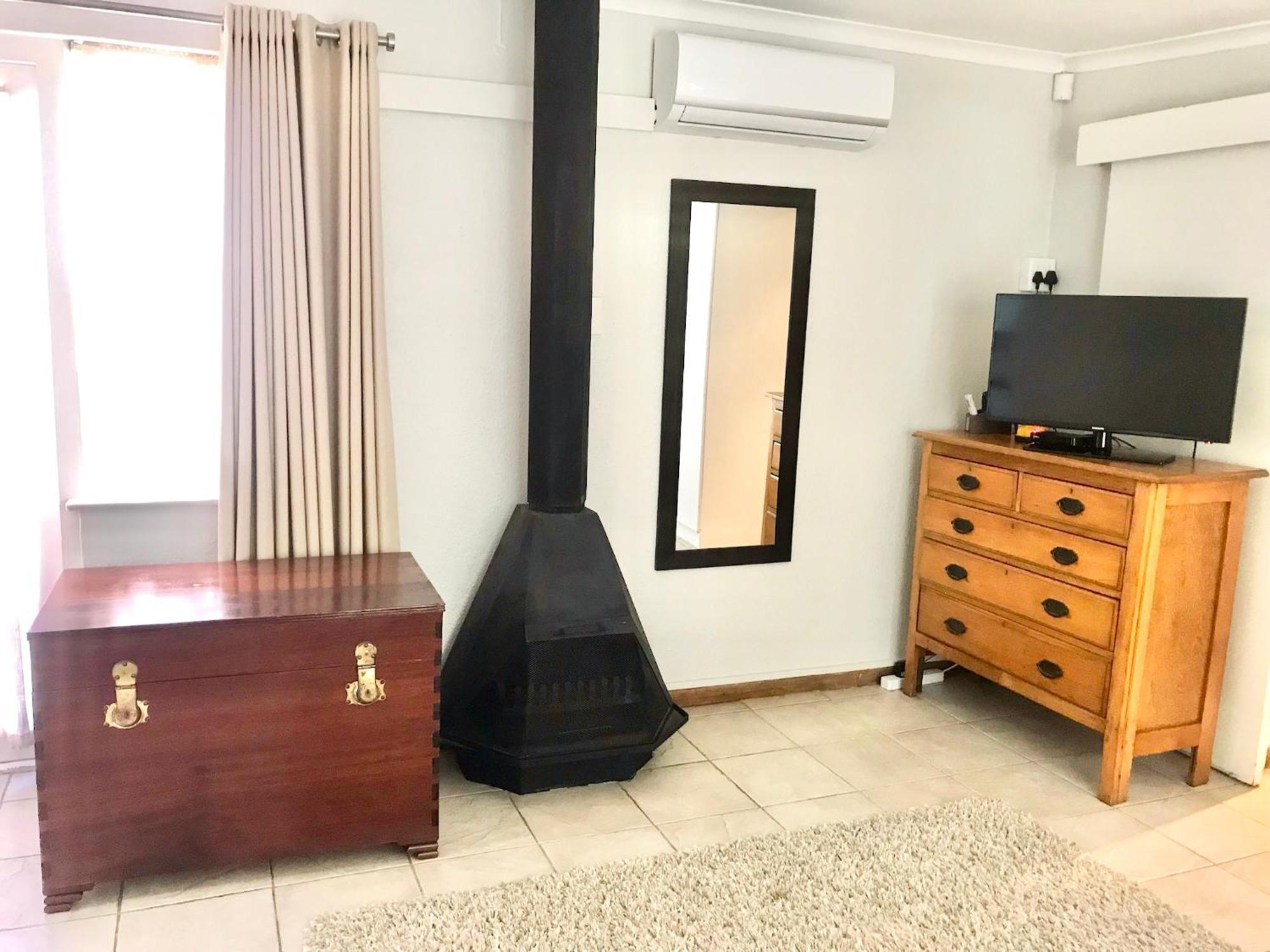 10Vdw Self Catering Apartments Дърбанвил Екстериор снимка