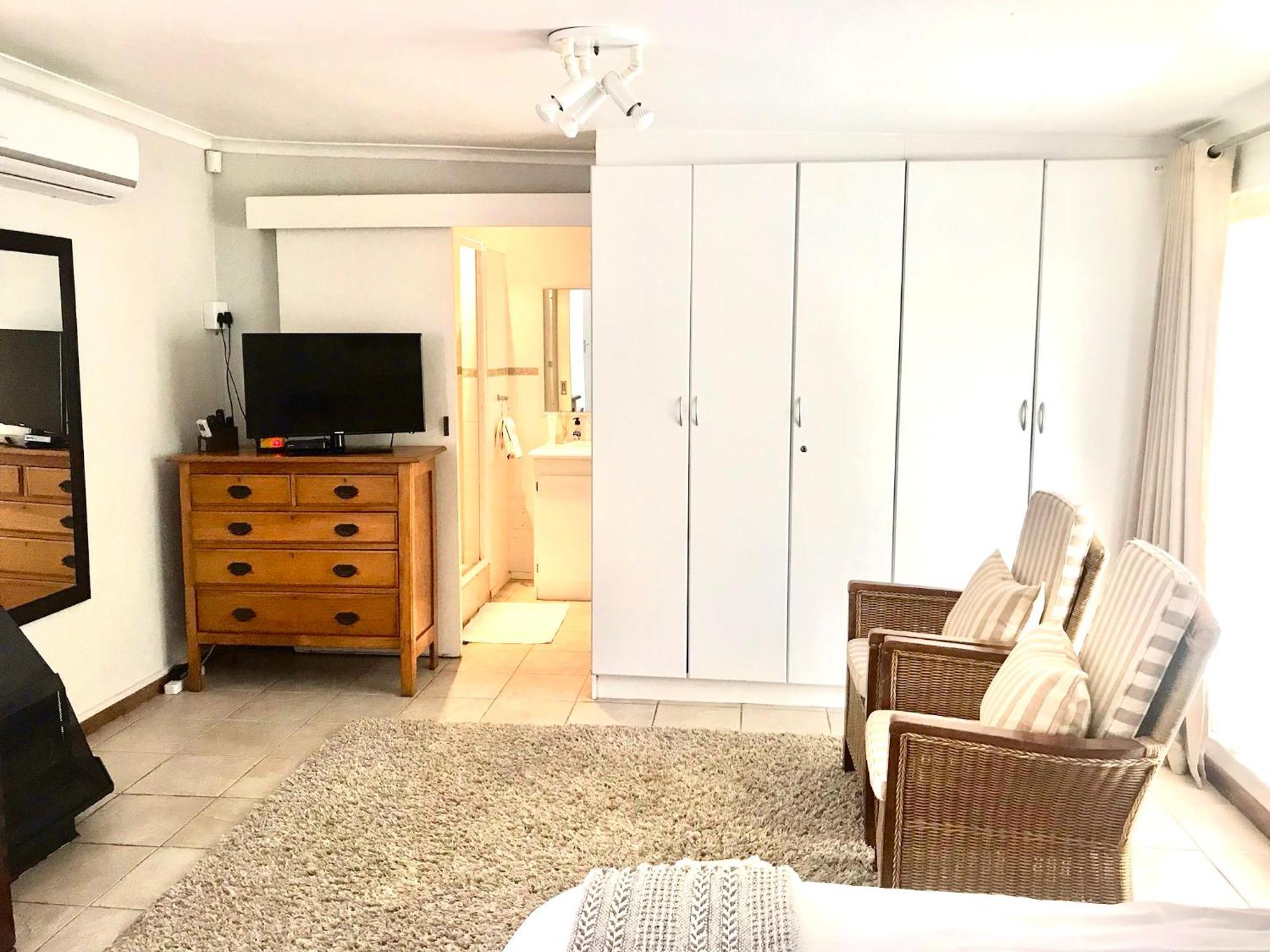10Vdw Self Catering Apartments Дърбанвил Екстериор снимка